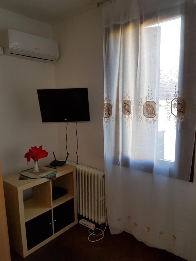 Lovely Apartment In Венеция Экстерьер фото
