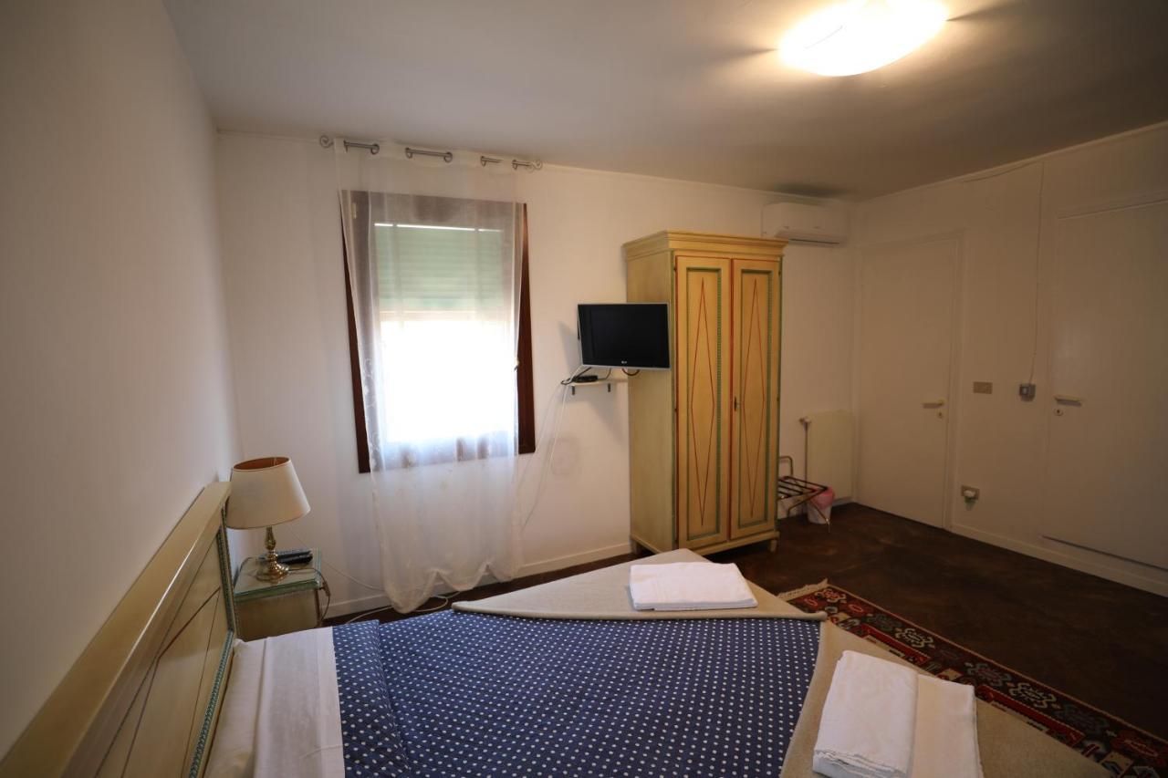 Lovely Apartment In Венеция Экстерьер фото